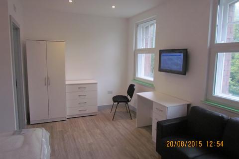 1 bedroom apartment to rent, Llanfair House, St Mary's Square, Swansea