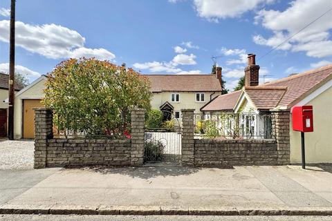 undefined, Main Road, Great Leighs, Chelmsford