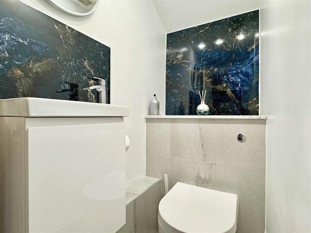 Cloakroom.jpg