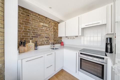1 bedroom flat for sale, Tanners Yard, 239 Long Lane, SE1
