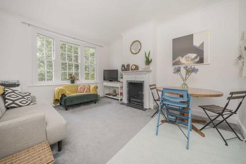 3 bedroom flat for sale, Pitshanger Lane, London W5