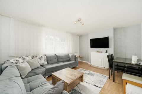 2 bedroom flat for sale, Brook Road, London N8