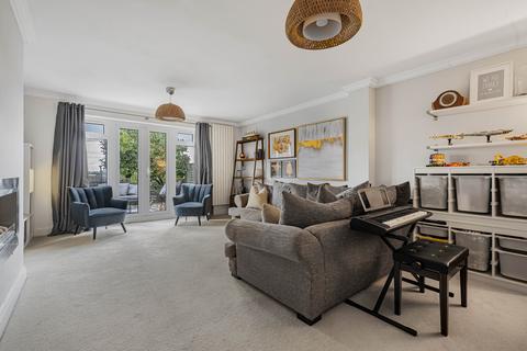 4 bedroom semi-detached house for sale, Springfield Crescent, Harpenden, AL5