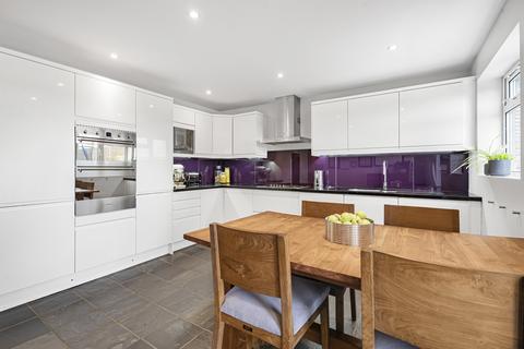 4 bedroom semi-detached house for sale, Springfield Crescent, Harpenden, AL5