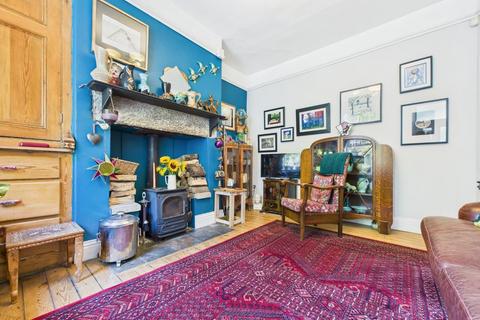 2 bedroom terraced house for sale, Belgrave Road, Bingley