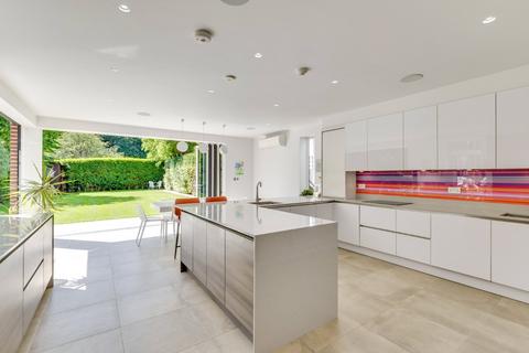 6 bedroom detached house for sale, Fairholme Gardens, London, N3