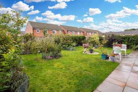 4 bedroom detached house for sale, Laver Way, Ripon