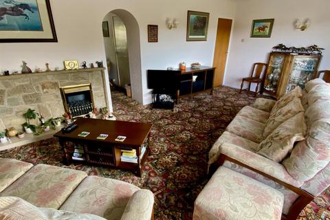 2 bedroom detached house for sale, Clough Way, Fenay Bridge, Huddersfield