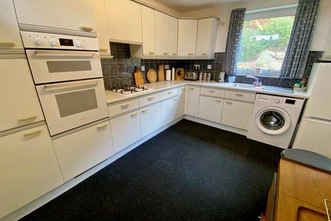 2 bedroom detached house for sale, Clough Way, Fenay Bridge, Huddersfield
