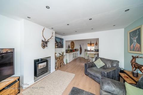 45 Cotwall End Road, Dudley, DY3 3EJ