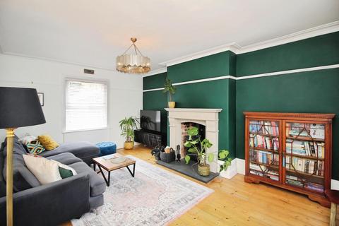 4 bedroom detached house for sale, Melton Road, Syston, LE7