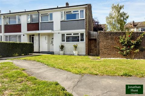 3 bedroom end of terrace house for sale, Monks Walk, Buntingford SG9