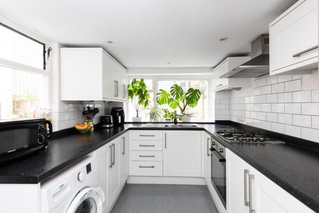 3 Pera Place, Bath BA1 5 NX-7.jpg