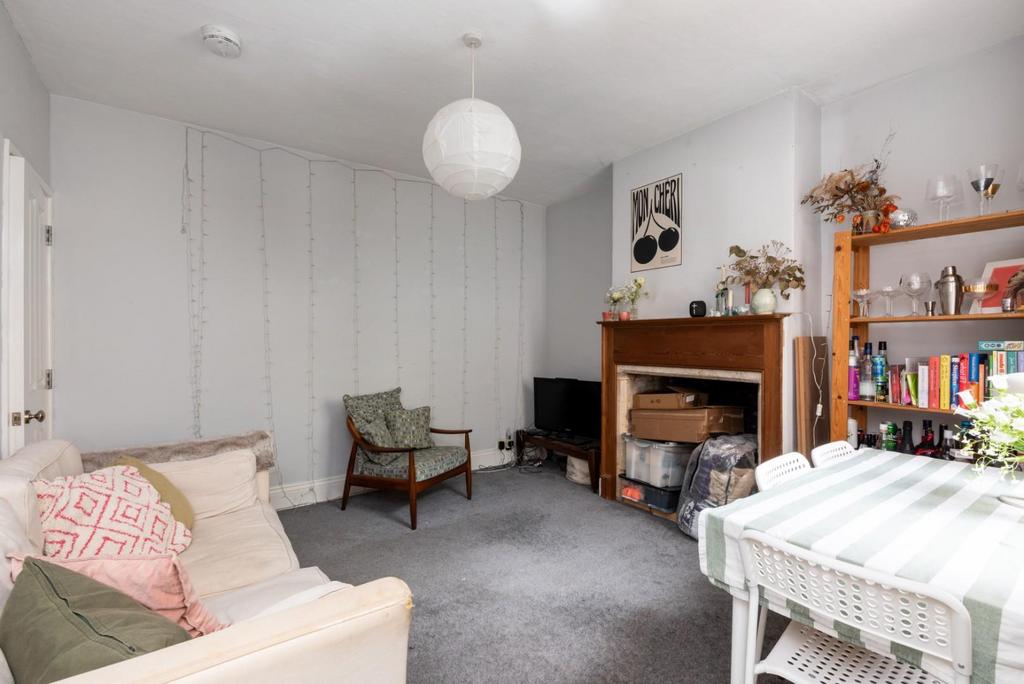 3 Pera Place, Bath BA1 5 NX-3.jpg