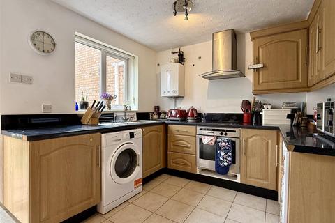 3 bedroom semi-detached house for sale, Abingdon Drive, Belmont, Hereford