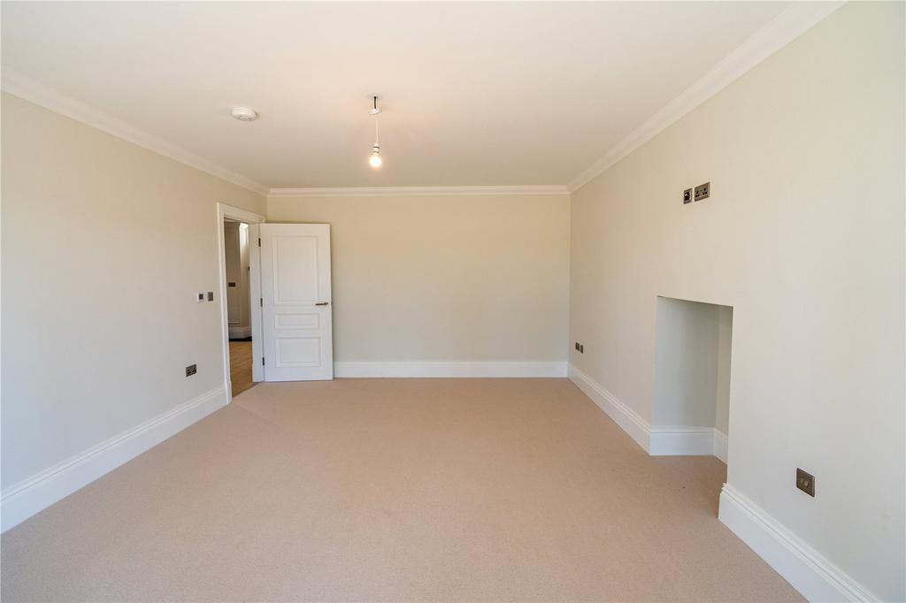 Living Room (2)