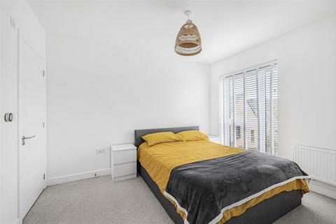 3 bedroom semi-detached house for sale, Celandine Way, Newhaven