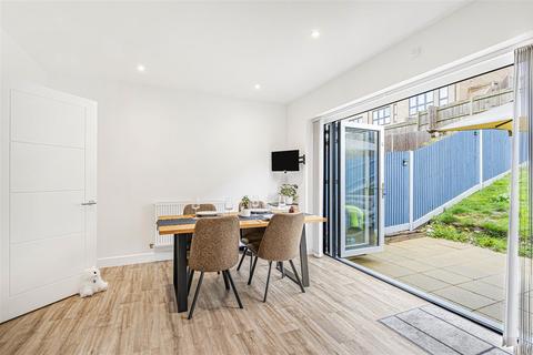 3 bedroom semi-detached house for sale, Celandine Way, Newhaven