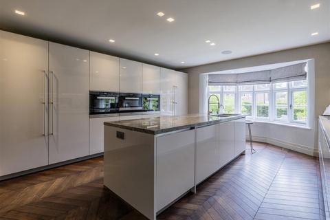 5 bedroom detached house for sale, Reynolds Close, NW11