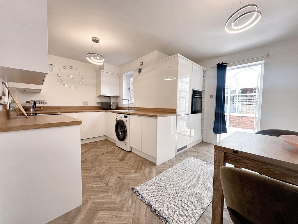 Dining Kitchen