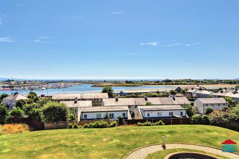3 bedroom apartment for sale, Bryn Hafan, Pwllheli, LL53