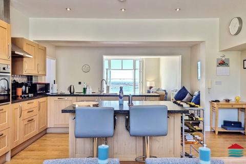 3 bedroom apartment for sale, Bryn Hafan, Pwllheli, LL53