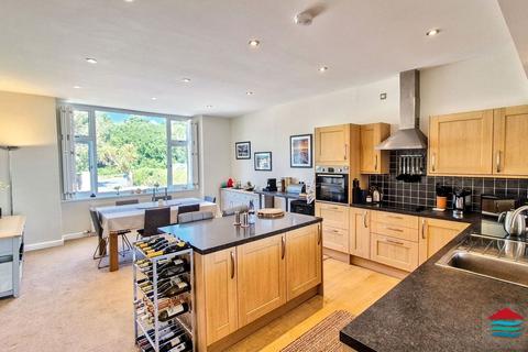 3 bedroom apartment for sale, Bryn Hafan, Pwllheli, LL53
