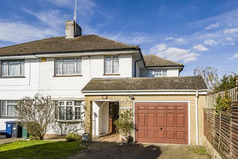 27 Pyecombe Corner, London, N12 7AJ