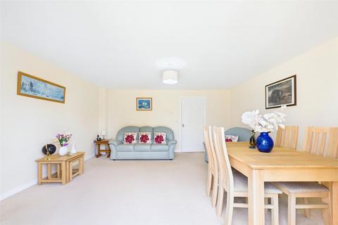 4 bedroom detached house for sale, Poplar Place, Dereham