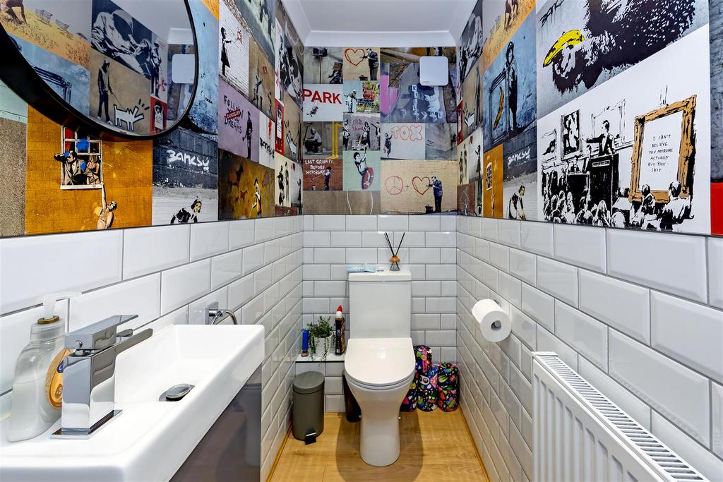 Guest cloakroom