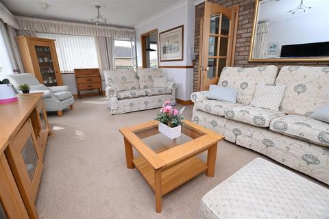 undefined, May Avenue, Canvey Island SS8