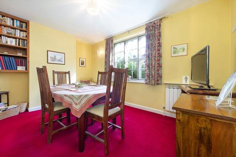 65 Willifield Way, London, NW11 6YL