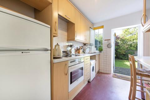 65 Willifield Way, London, NW11 6YL