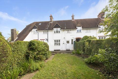 65 Willifield Way, London, NW11 6YL