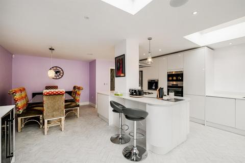 undefined, Larkswood Road, Chingford
