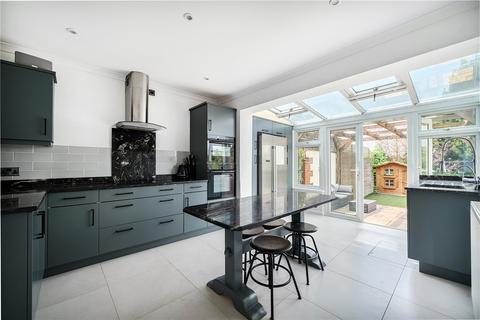 4 bedroom detached house for sale, Weydon Hill Road, Farnham, Surrey, GU9