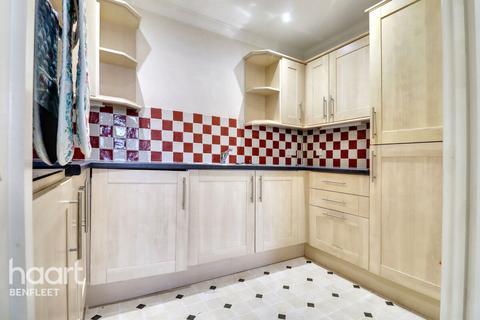 1 bedroom retirement property for sale, High Road, Benfleet