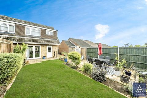 6 Avenue Bernard, Brackley, NN13 6LN