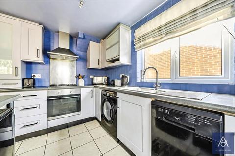 6 Avenue Bernard, Brackley, NN13 6LN