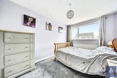 6 Avenue Bernard, Brackley, NN13 6LN