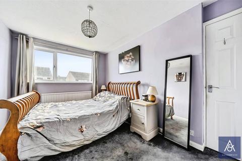 6 Avenue Bernard, Brackley, NN13 6LN
