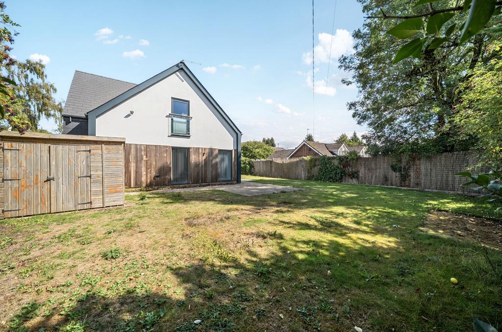 1349666-5-68b98bd...