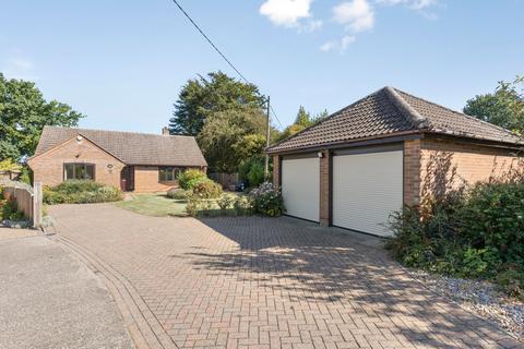 4 bedroom detached bungalow for sale, Wicklewood