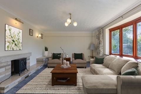 4 bedroom detached bungalow for sale, Wicklewood