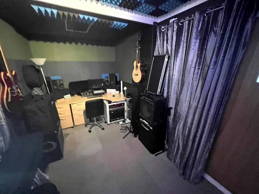 Studio.jpg