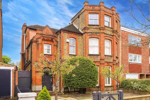 Telford Avenue, London SW2