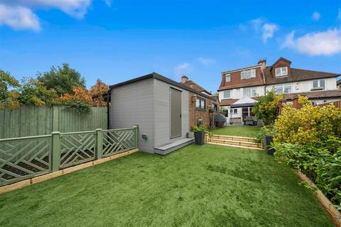 358 Croydon Road, Wallington, SM6 7NR