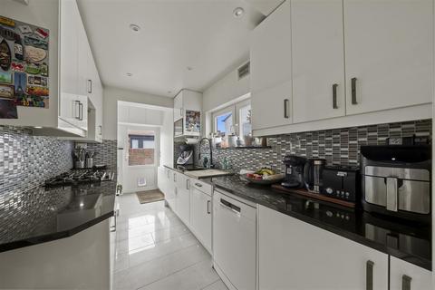 358 Croydon Road, Wallington, SM6 7NR