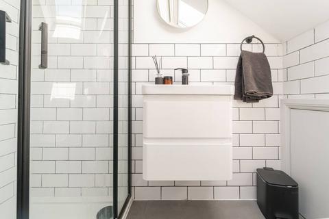 45 Mortimer Road, London, E6 3QP