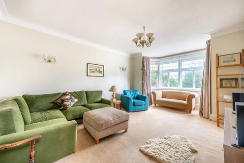 5 Tracey Avenue, London, NW2 4AT